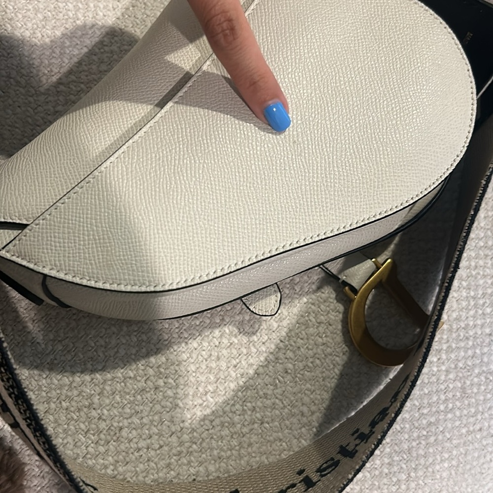 $2,900 v n moo authentic Dior small saddle bag without strap - Picture 9 of 9